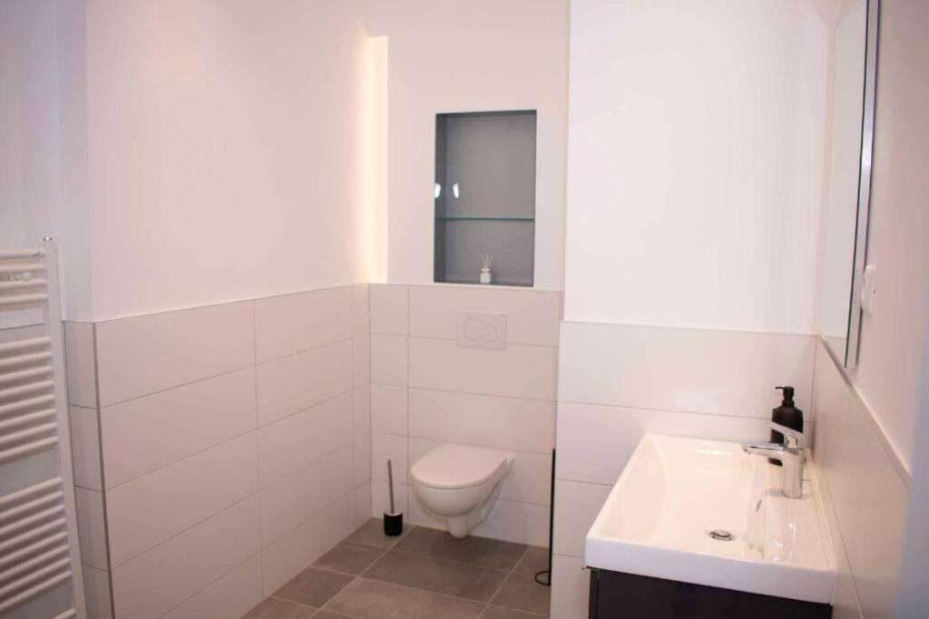 Luxury Cozy 2 Bdr Downtown Apt.7 Budapeste Exterior foto